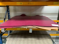 Pallet diverse vellen splitleer (1x) totaal: 25 m2