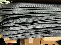 Pallet diverse vellen splitleer (2x) totaal: 183 m2 - afbeelding 1 van  7