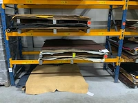Pallet diverse vellen splitleer, (3x) totaal: 119,94 m2