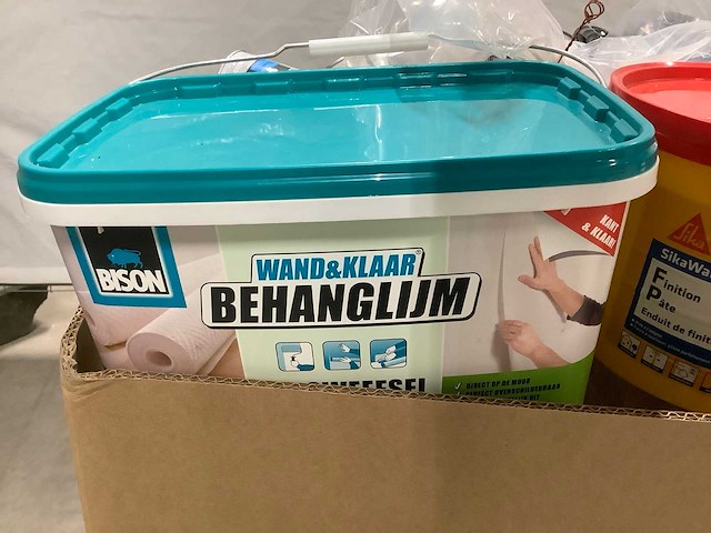 Pallet diverse verf en lijmen - afbeelding 5 van  9