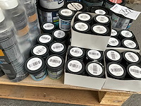 Pallet diverse verf - afbeelding 9 van  11