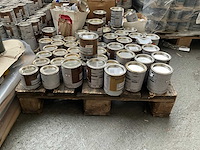 Pallet diverse verf - afbeelding 2 van  7