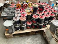 Pallet diverse verf - afbeelding 2 van  10