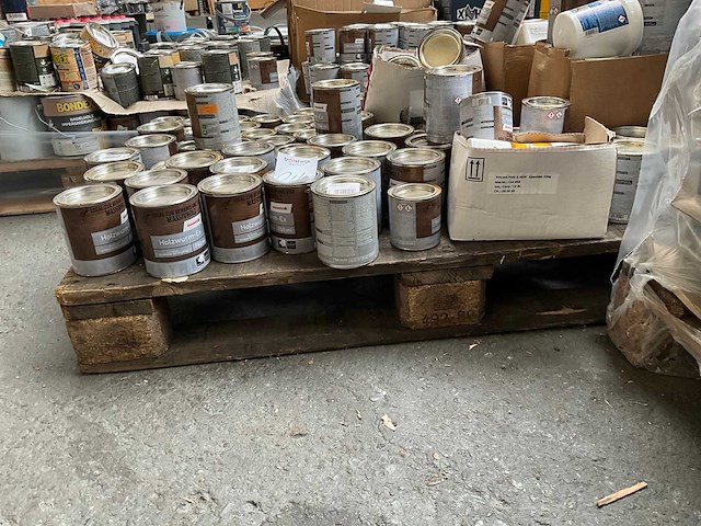 Pallet diverse verf - afbeelding 4 van  4