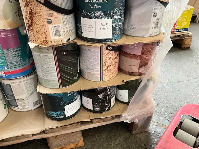 Pallet diverse verf - afbeelding 3 van  8