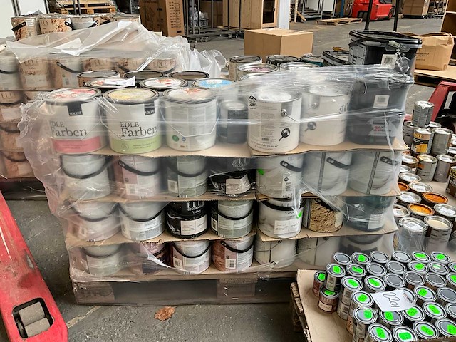 Pallet diverse verf - afbeelding 8 van  8
