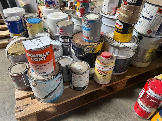 Pallet diverse verf - afbeelding 7 van  8