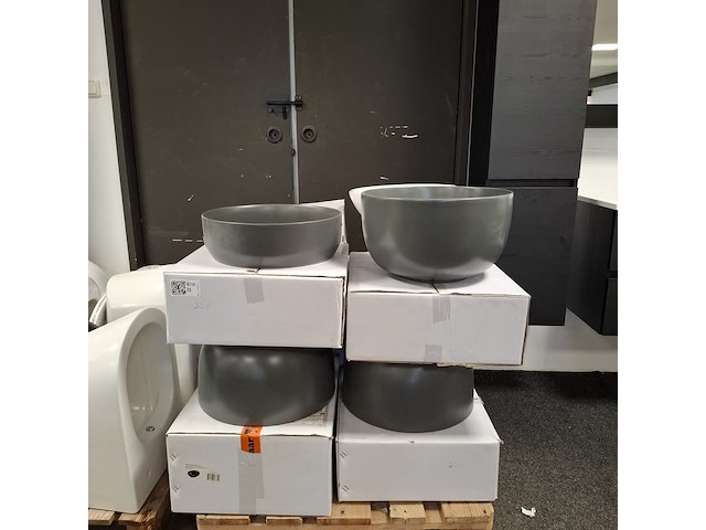 Pallet diversen keramiek div., div., div. - afbeelding 1 van  10