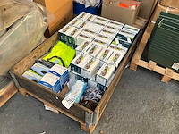Pallet diversen - afbeelding 1 van  6