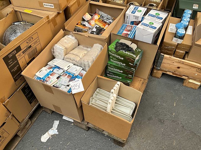 Pallet diversen - afbeelding 1 van  10