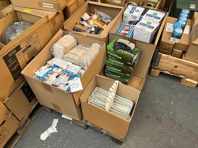 Pallet diversen - afbeelding 1 van  10