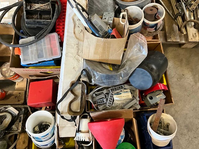 Pallet diversen - afbeelding 4 van  8