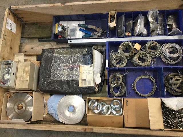 Pallet diversen - afbeelding 1 van  6