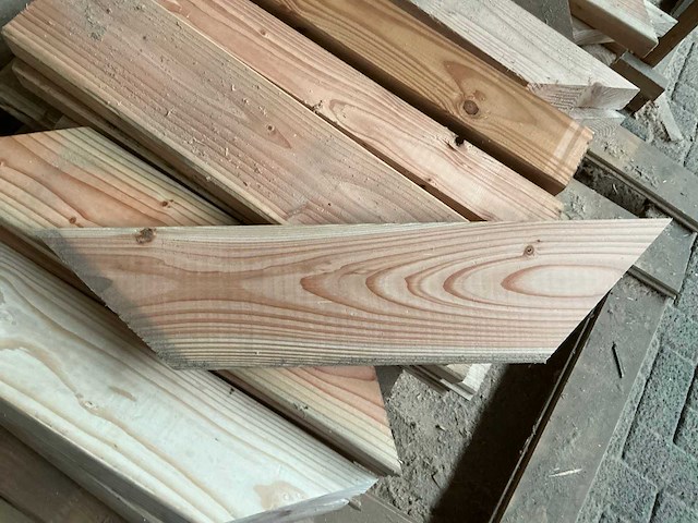 Pallet douglas en vurenhout - afbeelding 2 van  3