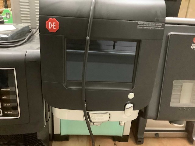 Pallet douwe egberts koffiemachines - 6 items - afbeelding 7 van  8