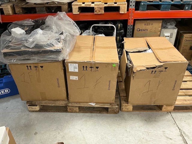 Pallet enphase q cable 1-fase aansluitkabel omvormer (3x) - afbeelding 1 van  9