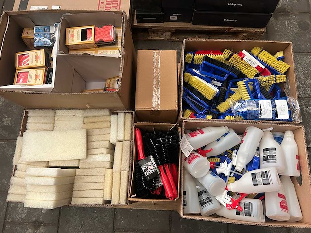 Pallet facilitaire artikelen - afbeelding 1 van  8