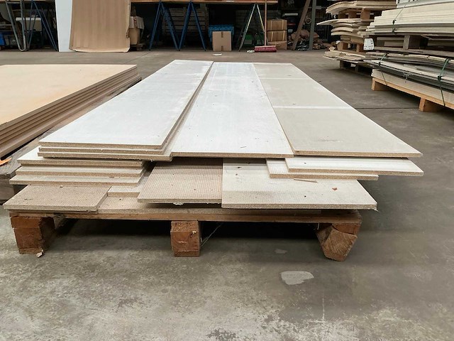 Pallet fermacell stroken - afbeelding 3 van  3