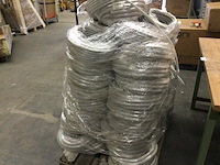 Pallet flexibele elektriciteits slangen ips, lichtgrijs - afbeelding 2 van  3