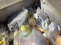 Pallet gas- en water- fittingen tbv wegenbouw - afbeelding 2 van  11