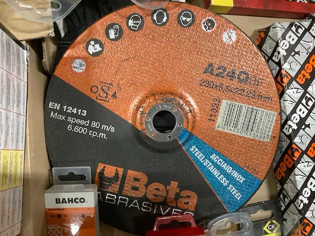 Pallet gereedschap en ijzerwaren - afbeelding 11 van  11