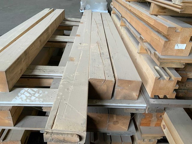Pallet gevuld met staanders en ringbalken (2x) - afbeelding 6 van  6