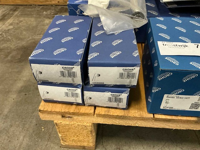 Pallet grohe sanitairaccesoires - afbeelding 5 van  9