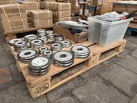 Pallet halterschijven en fitness artikelen - afbeelding 1 van  10