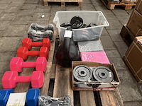 Pallet halterschijven, kettlebells en dumbbells - afbeelding 9 van  9