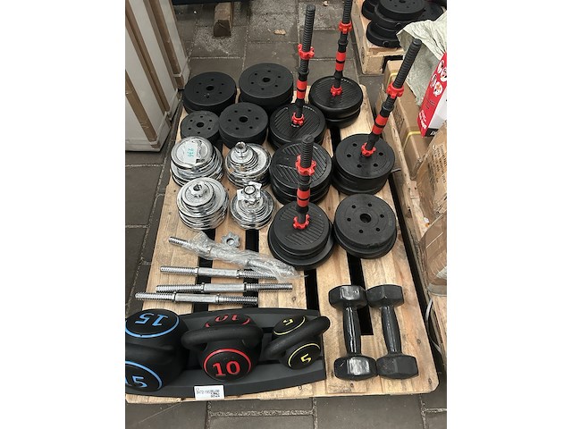 Pallet halterschijven, kettlebells en dumbbells - afbeelding 1 van  5