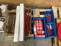 Pallet handgereedschap en pvc buizen - afbeelding 1 van  8