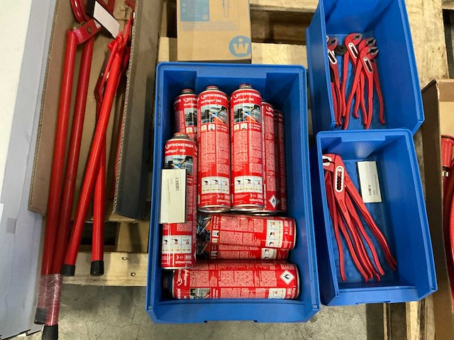 Pallet handgereedschap en pvc buizen - afbeelding 4 van  8