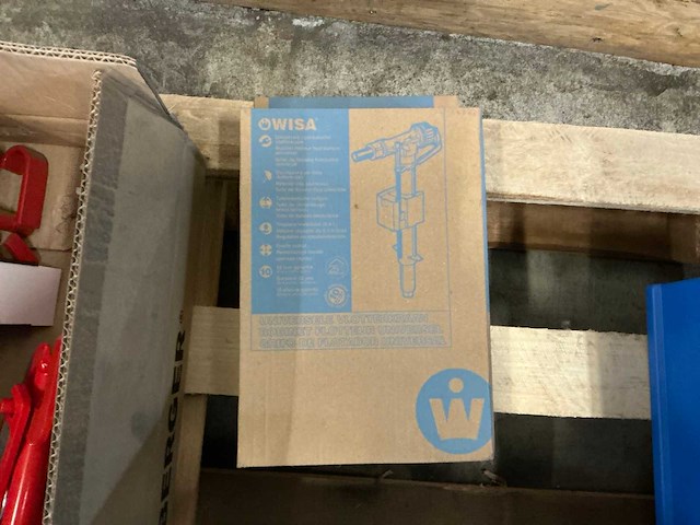 Pallet handgereedschap en pvc buizen - afbeelding 5 van  8