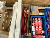 Pallet handgereedschap en pvc buizen - afbeelding 6 van  8