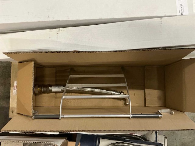 Pallet handgereedschap en pvc buizen - afbeelding 8 van  8