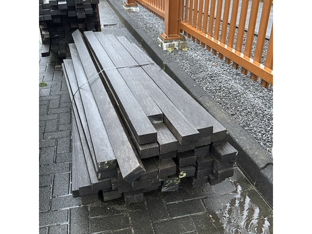 Pallet hardhouten balken - afbeelding 2 van  6