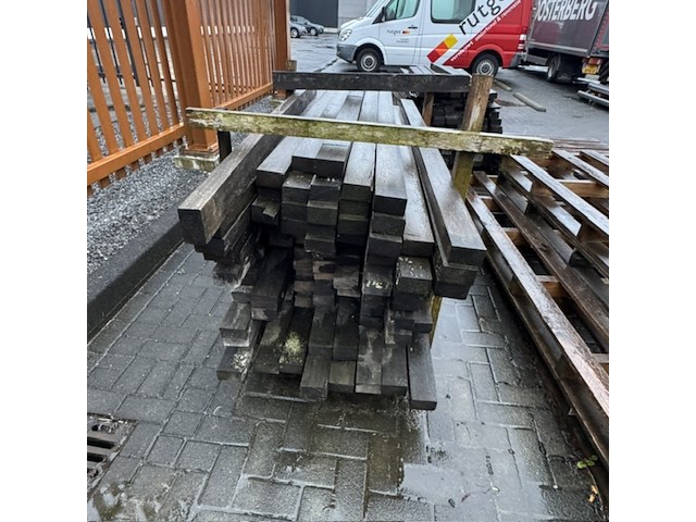 Pallet hardhouten balken - afbeelding 6 van  6