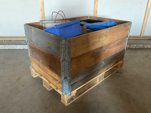 Pallet hijsbenodigdheden - afbeelding 1 van  6