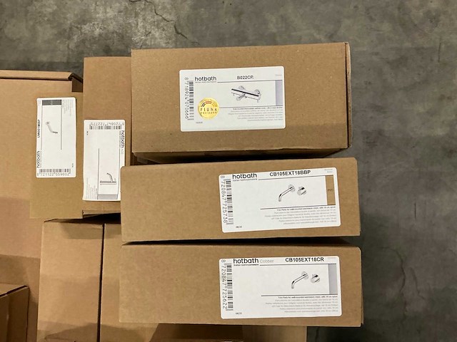 Pallet hotbath sanitairaccesoires - afbeelding 12 van  12