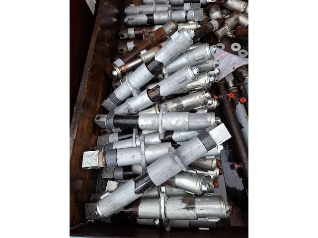 Pallet hydraulische cilinders/dempers - afbeelding 3 van  5