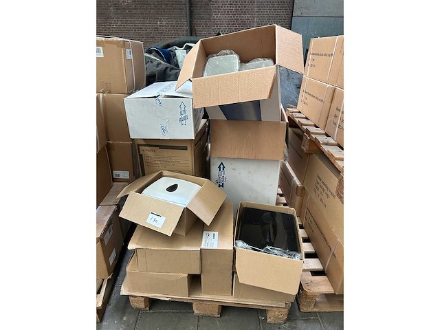 Pallet hygiëne artikelen - afbeelding 1 van  4