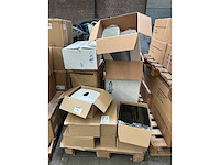 Pallet hygiëne artikelen - afbeelding 1 van  4