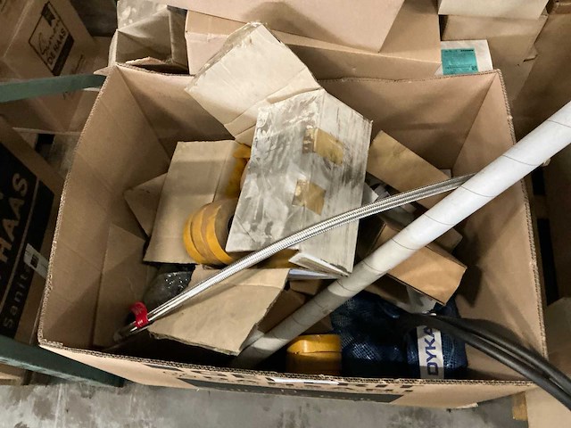 Pallet installatie materialen (2x) - afbeelding 7 van  9