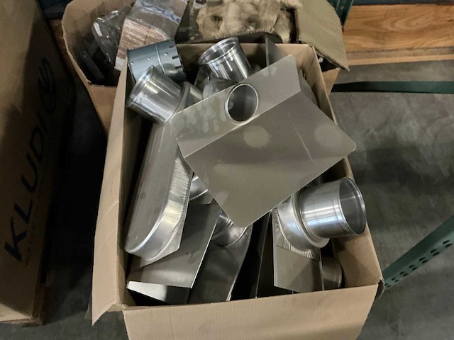 Pallet installatie materialen (2x) - afbeelding 2 van  5