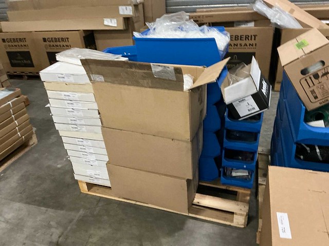 Pallet installatie materialen - afbeelding 2 van  10