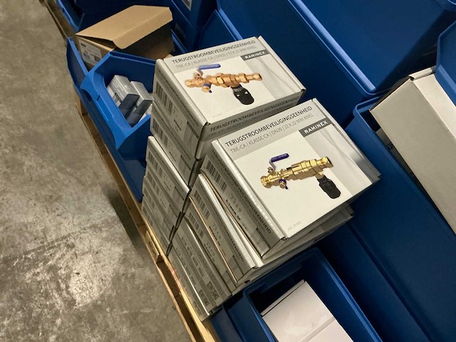 Pallet installatie materialen - afbeelding 3 van  10