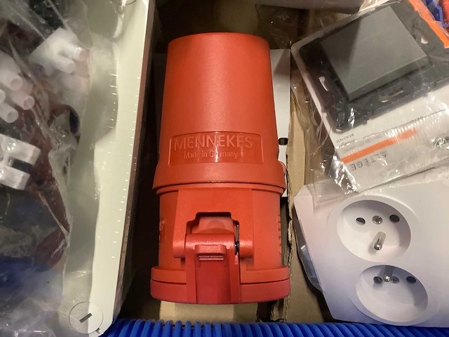 Pallet installatiemateriaal - afbeelding 2 van  9