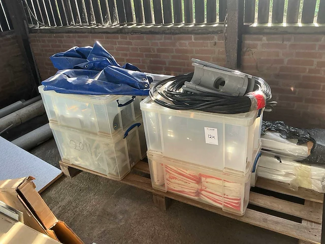 Pallet installatiemateriaal - afbeelding 3 van  9
