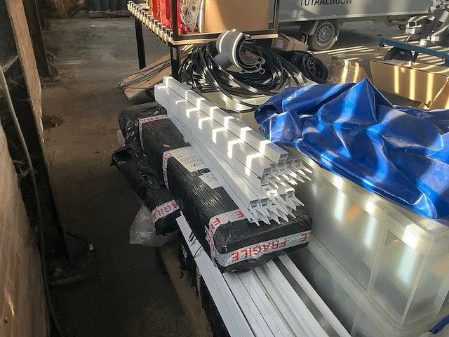 Pallet installatiemateriaal - afbeelding 9 van  9