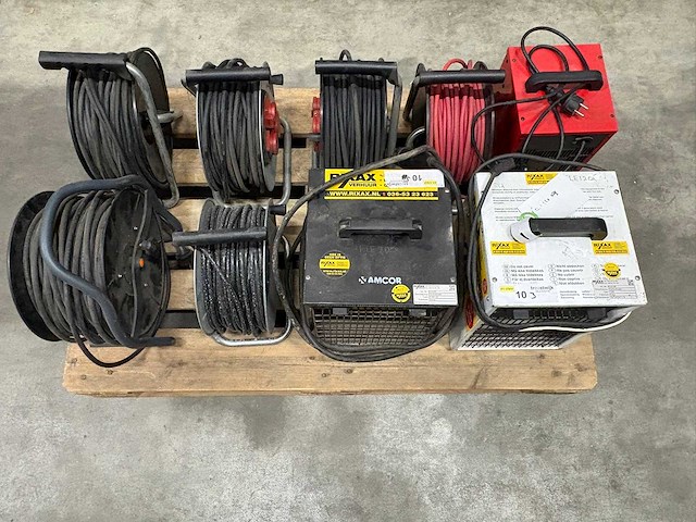 Pallet kabelhaspels en kachels - afbeelding 2 van  5